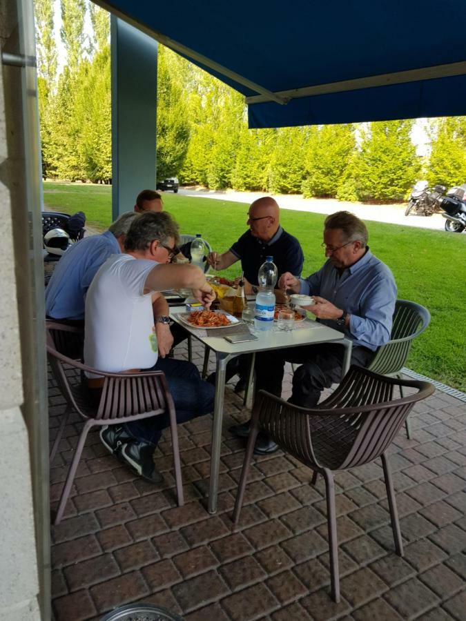 Hotel Il Polo Mortara Luaran gambar